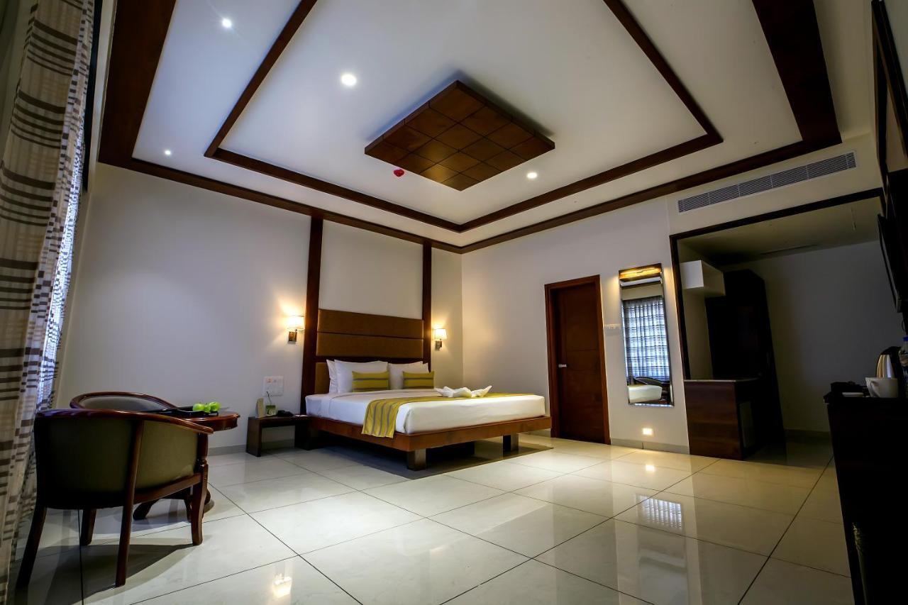 The Fern Residency Vijayapura Hotel Bijāpur Екстериор снимка